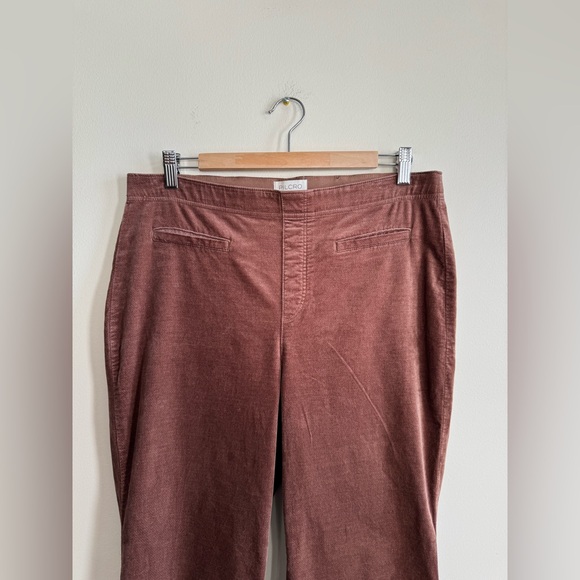 Pilcro by Anthropologie Velvet Pull-On Mid-Rise Retro Flare Jeans - Picture 7 of 8